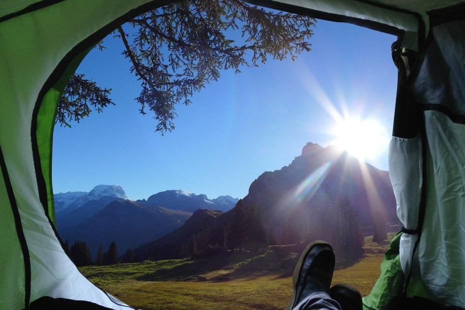 self-cooling tent